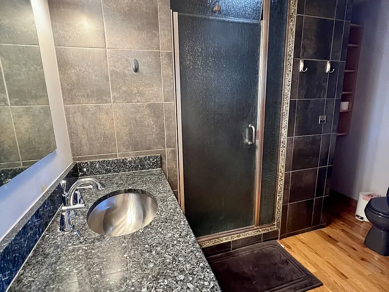 413 N 2nd St #220 — Photo 8