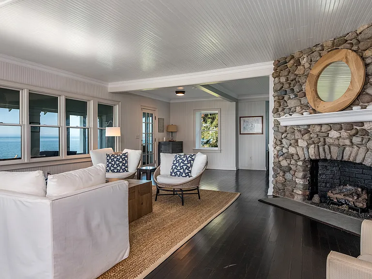 118 Middle Beach Rd — Photo 10
