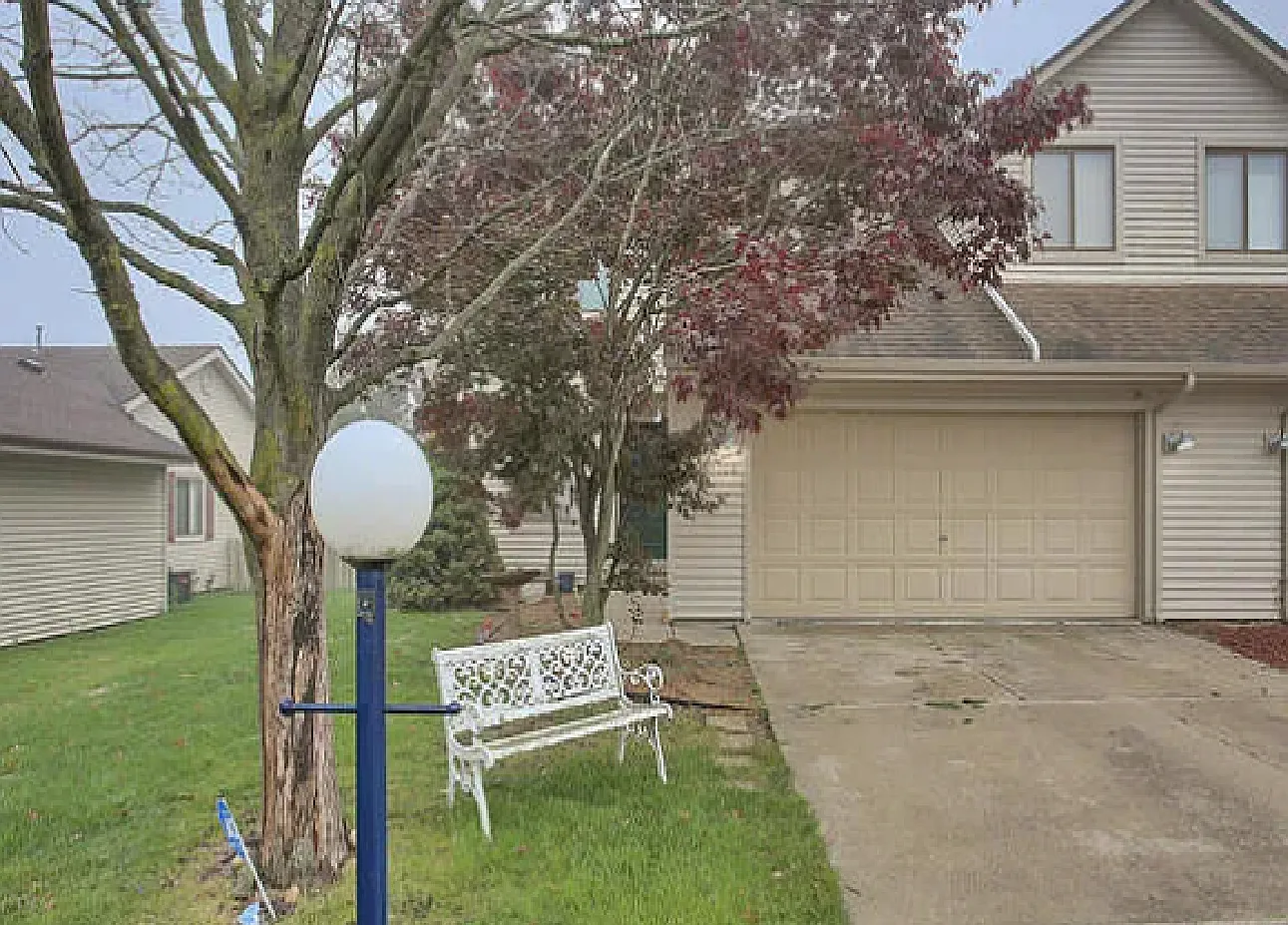 3 bed, 1716 sqft, $2,050 — Photo 1