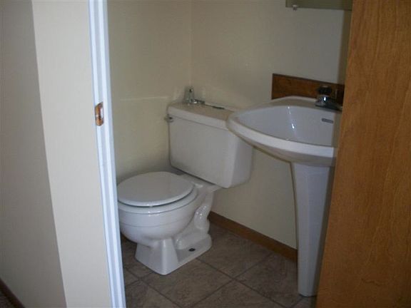 2nd image of 602 W 23rd Ave APT 6