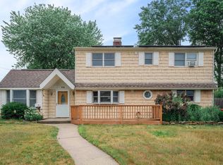 (Undisclosed Address), Levittown, NY 11756
