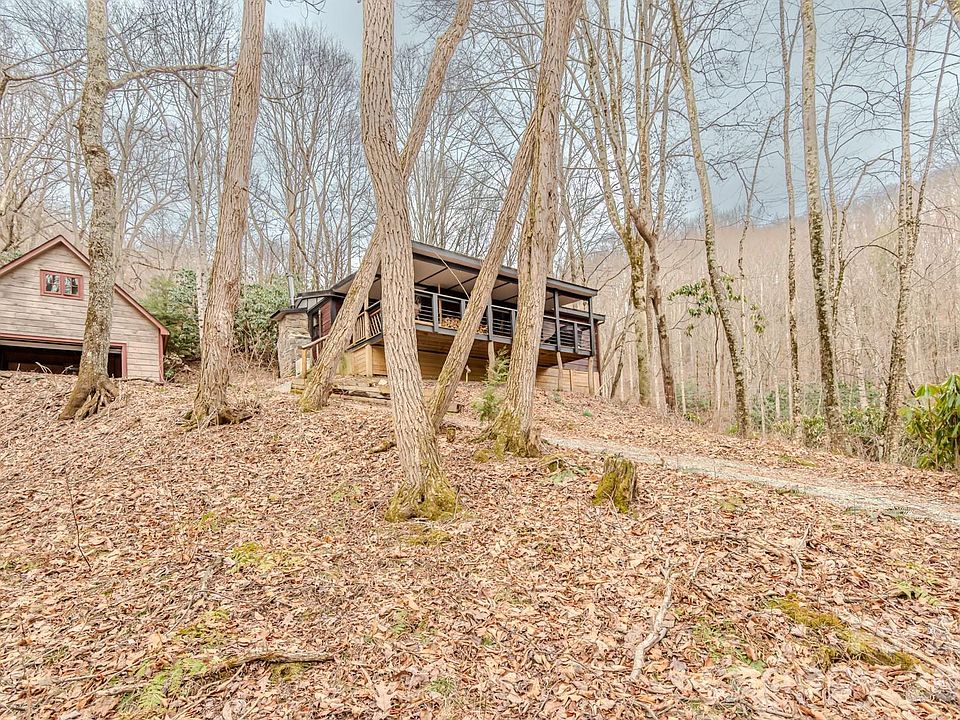 1st image of 169 Samantha Springs Ln