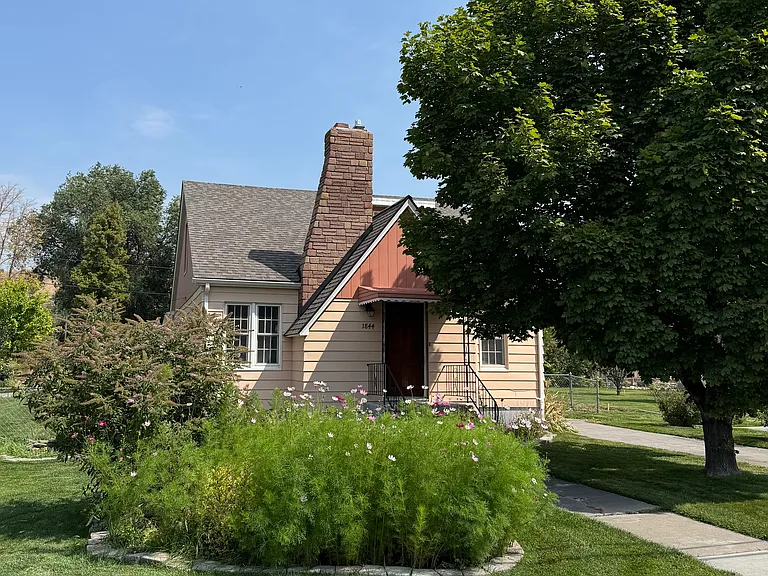 1844 S 2nd Ave — Photo 3