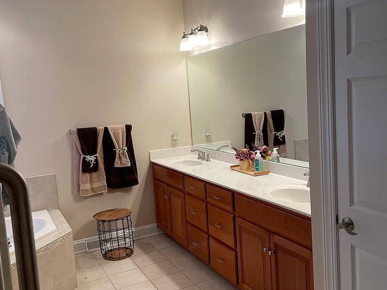 1194 Deats Dr #1 — Photo 12