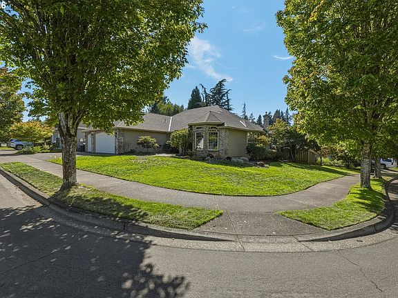 3rd image of 22215 SW 102nd Pl