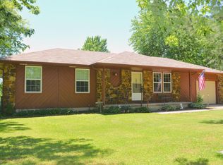 622 E Woodland St, Republic, MO 65738