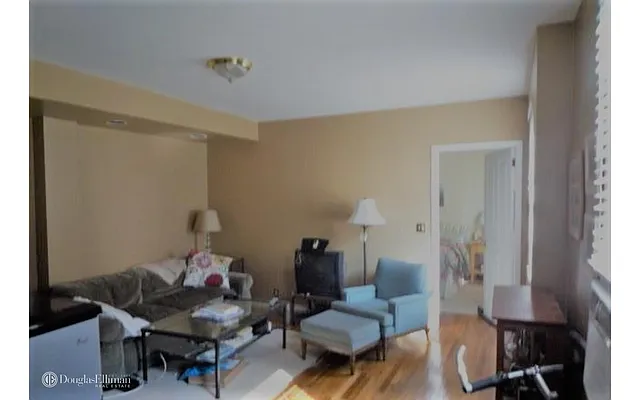 Rented by Douglas Elliman | media 4