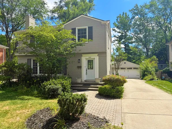906 Putney St, Birmingham, MI 48009