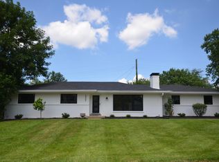 3507 Hillsboro Ct, Saint Matthews, KY 40207