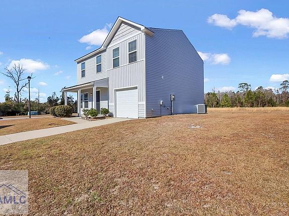 2nd image of 307 Lumpkin Ln