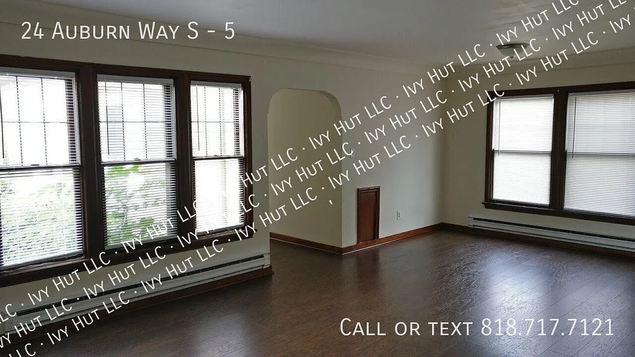 Beautiful Newly Remodeled - Downtown Auburn - 2 Bd 1 Ba — Photo 3