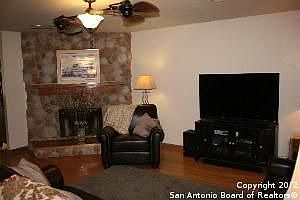 3rd image of 6616 Chaucerwood Ct