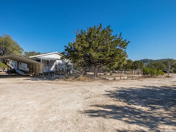 5th image of 373 Laurel Vista