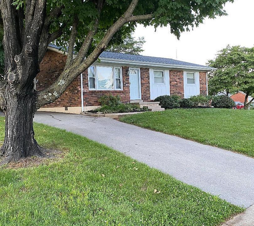 1st image of 1745 Benwood Dr