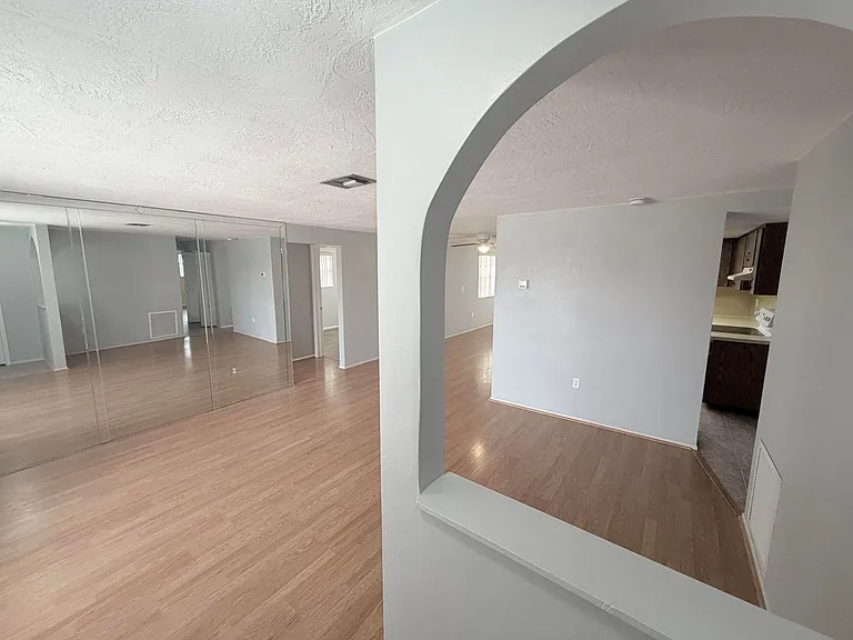 8625 Briar Patch Dr — Photo 6