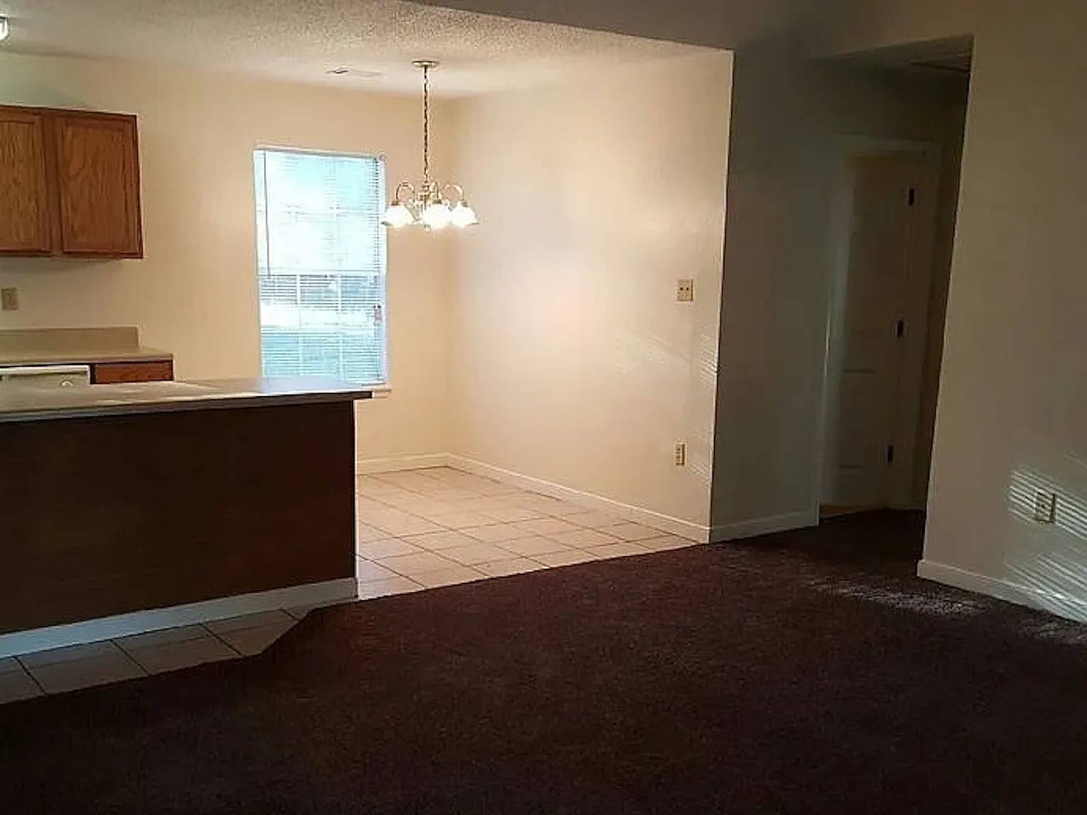3 bed, 1200 sqft, $1,600 — Photo 3