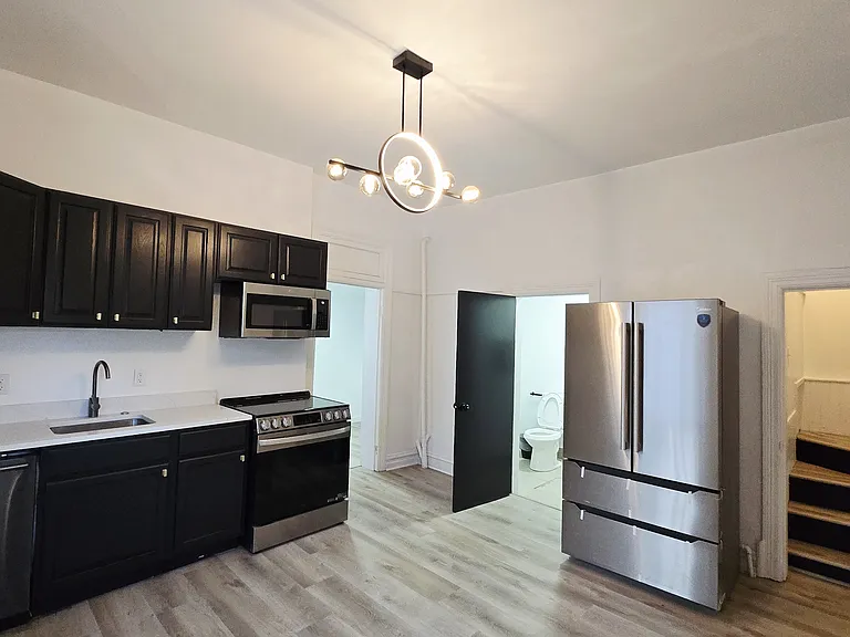 655 S Washington St #2 — Photo 26