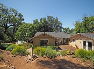 22549 River Rd, Geyserville, CA 95441