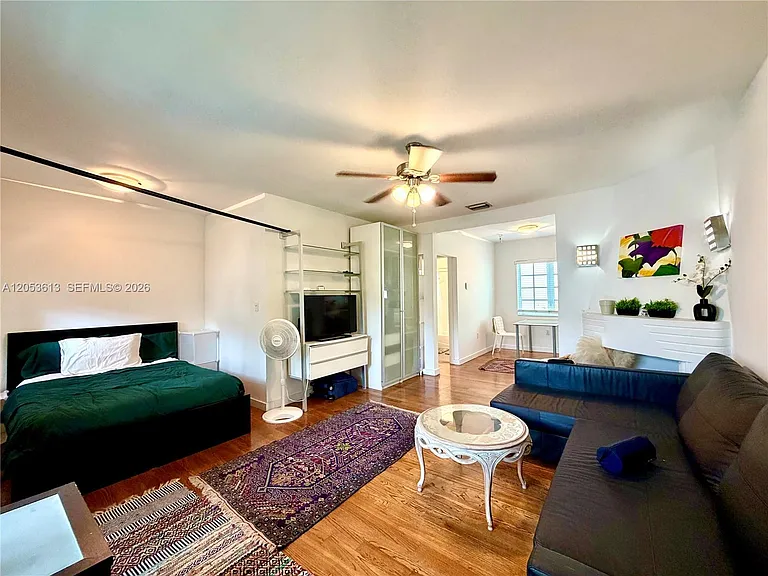 1215 Meridian Ave #8 — Photo 1