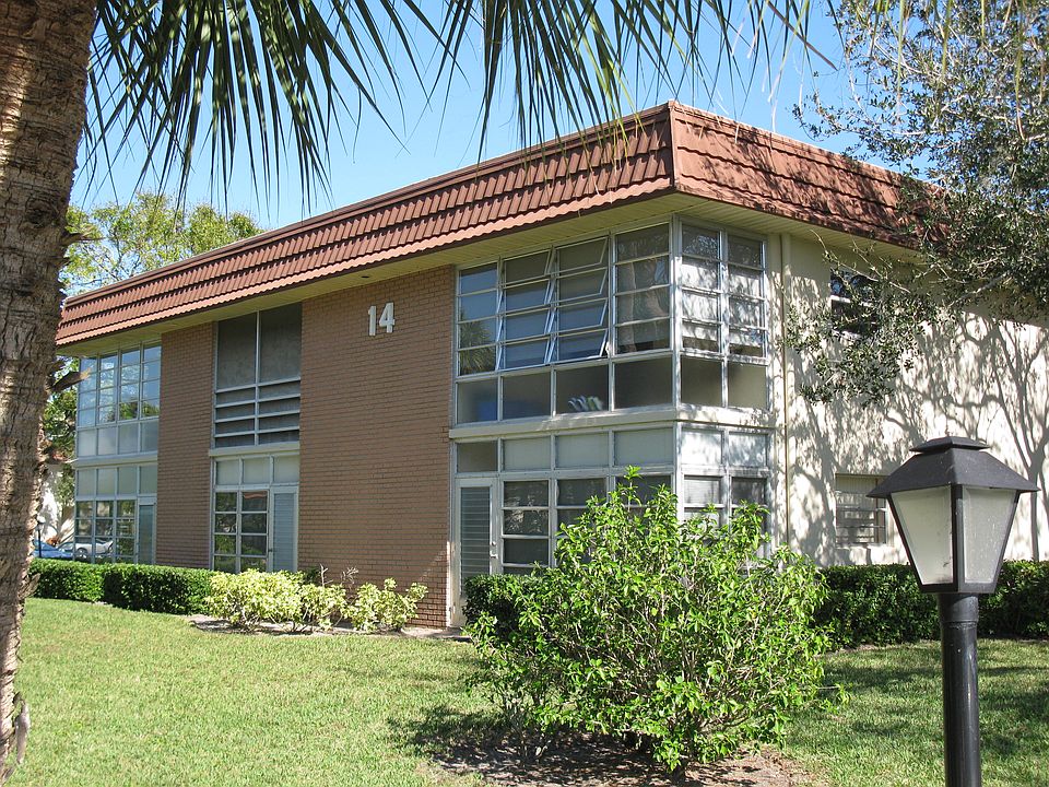 1st image of 14 Vista Gardens Trl