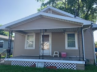 129 Putnam St, East Peoria, IL 61611