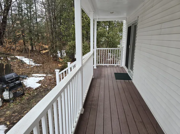64 Pershing St APT B, Manchester, NH 03102