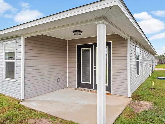 3rd image of 6127 Redberry Dr