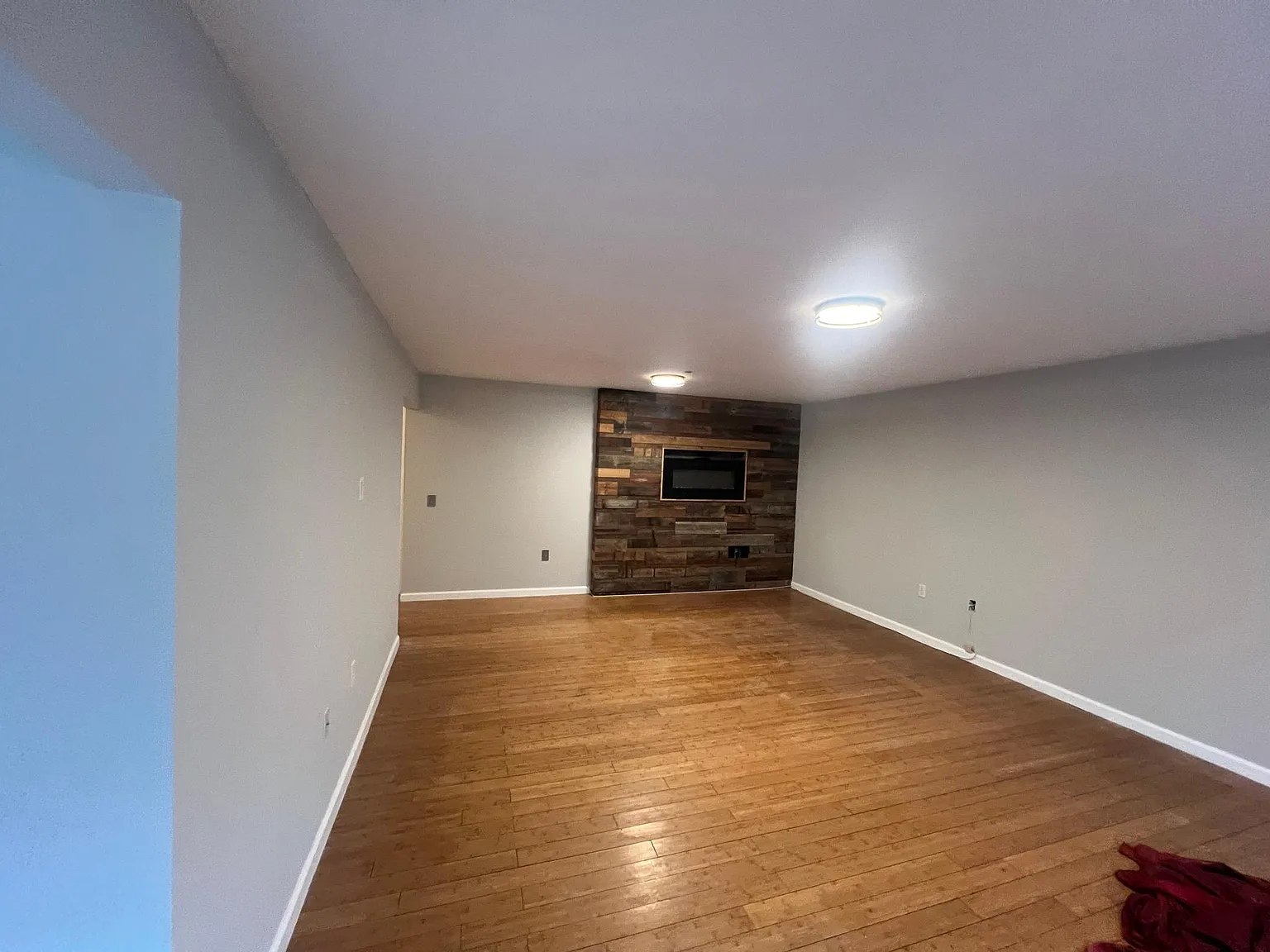 2 bed, 1206 sqft, $3,400 — Photo 3