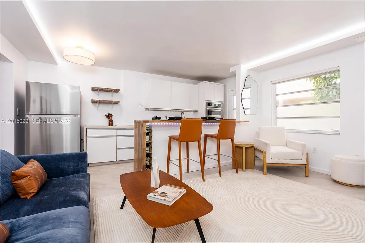 Building Photo - 525 Meridian Ave #203