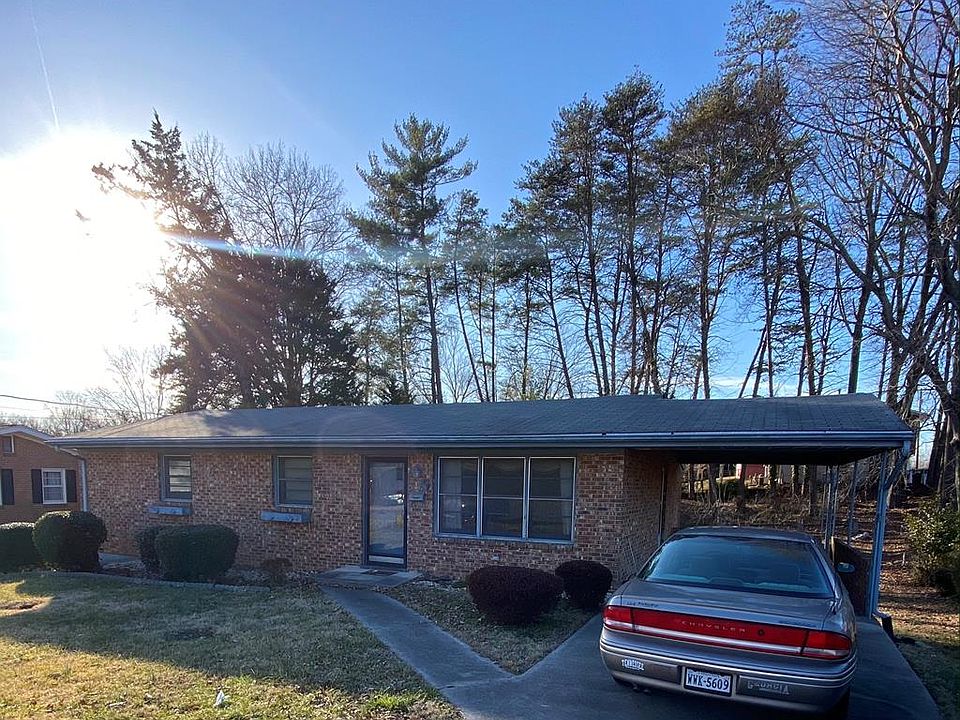 1st image of 385 Cedarbrook Dr