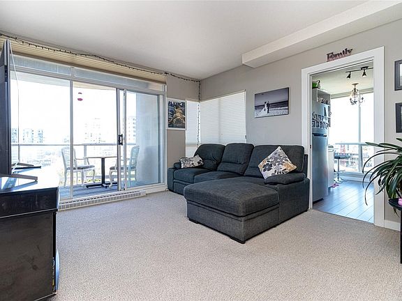 5th image of 1010 View St #1003