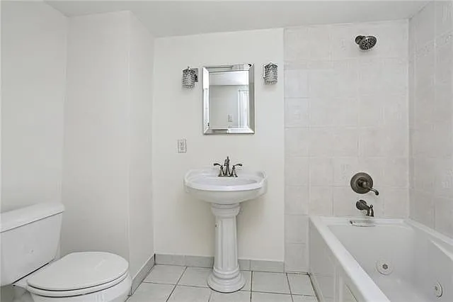 4409 Carondelet St #B — Photo 9