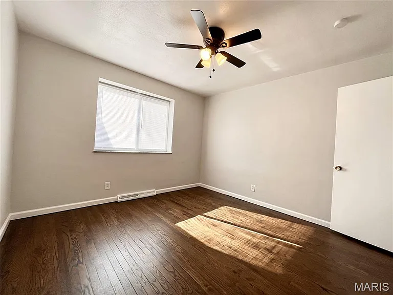 3546 Morganford Rd #8 — Photo 5