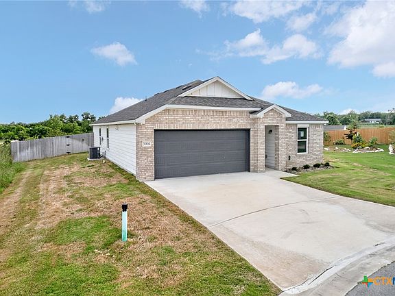 2nd image of 3004 Titus Ct