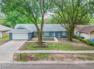 609 Green Cove Dr, Brandon, FL 33510