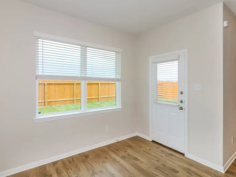 7611 Tipton Meadow Way — Photo 6