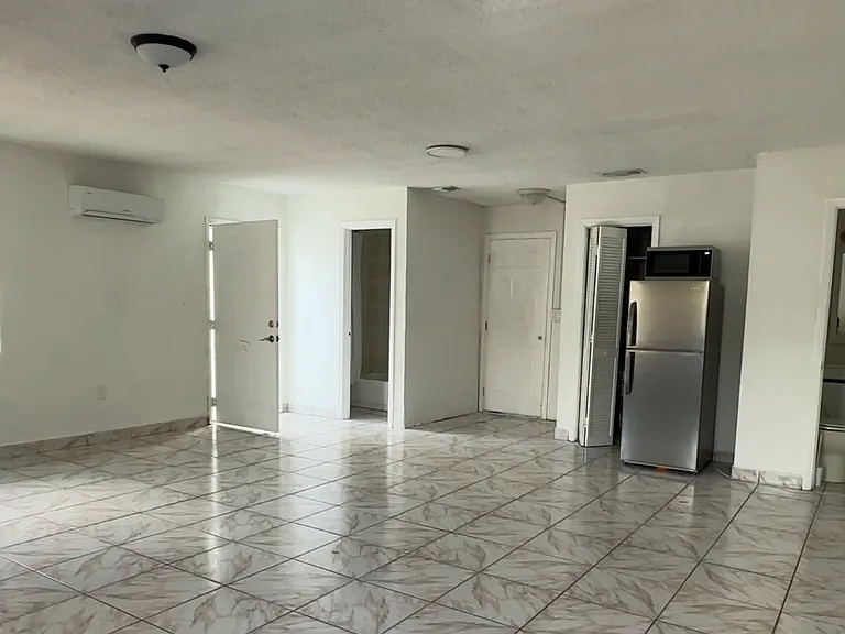 13720 SW 32nd St #1 — Photo 1