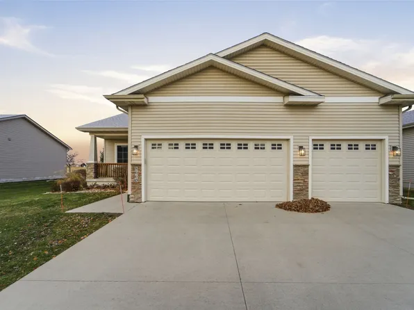 5660 Prairie Grass Dr, Johnston, IA 50131