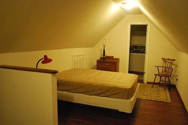 Studio Bedroom