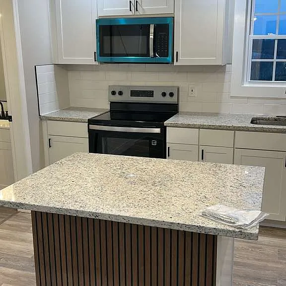 219 Jerry Dr — Photo 12
