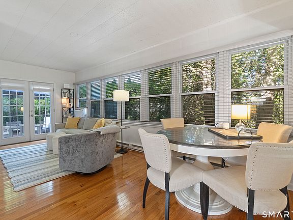 4th image of 215 Mamanasco Road #215