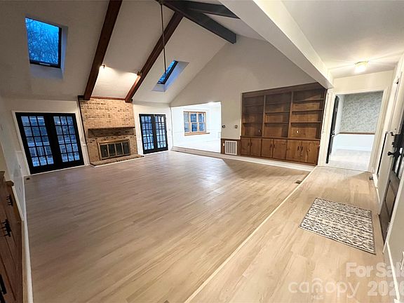 5th image of 7220 Timber Ridge Dr