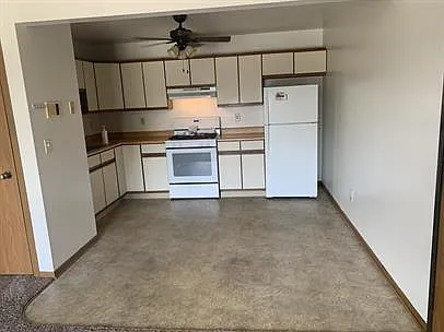 717 Milwaukee Ave — Photo 8