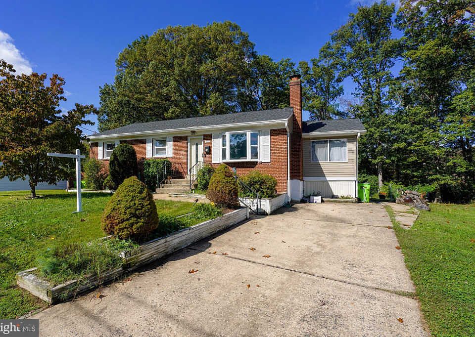 1st image of 1616 Frances Dr