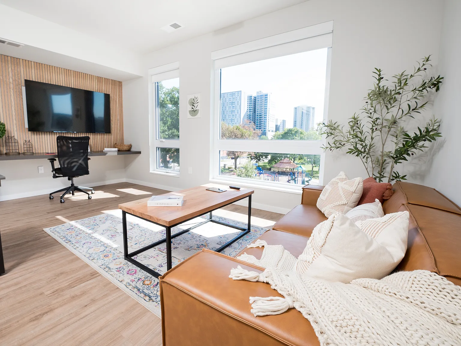 Studio, 525 sqft, $1,149 — Photo 3
