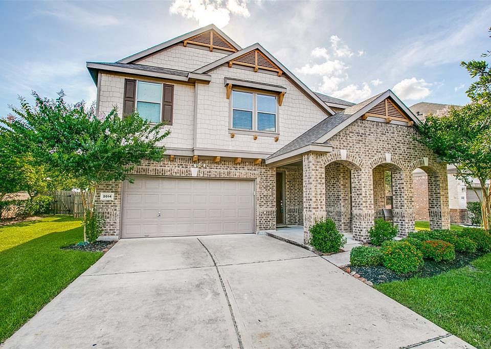 1st image of 2014 Plum Grove Ln