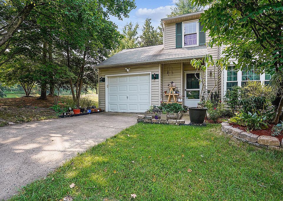 1st image of 5622 Gosling Ct