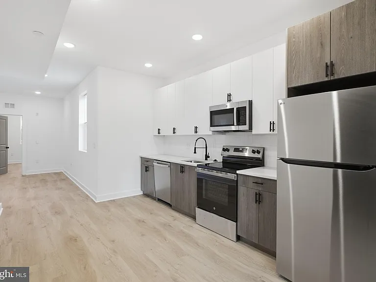 2322 N 5th St #2 — Photo 1