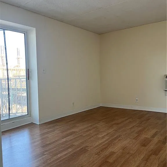 2955 Shell Rd #3N — Photo 5