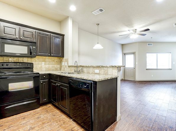 715 Cleveland Ave UNIT 301